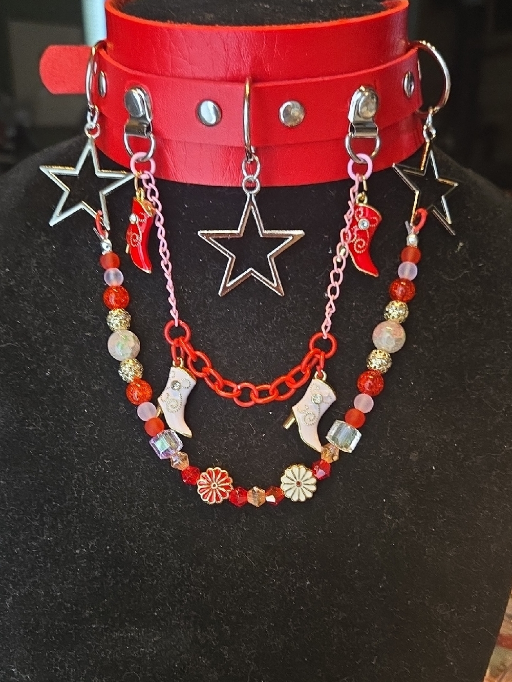 Red Star & Charm Layered Necklace Set - Women Jewelry